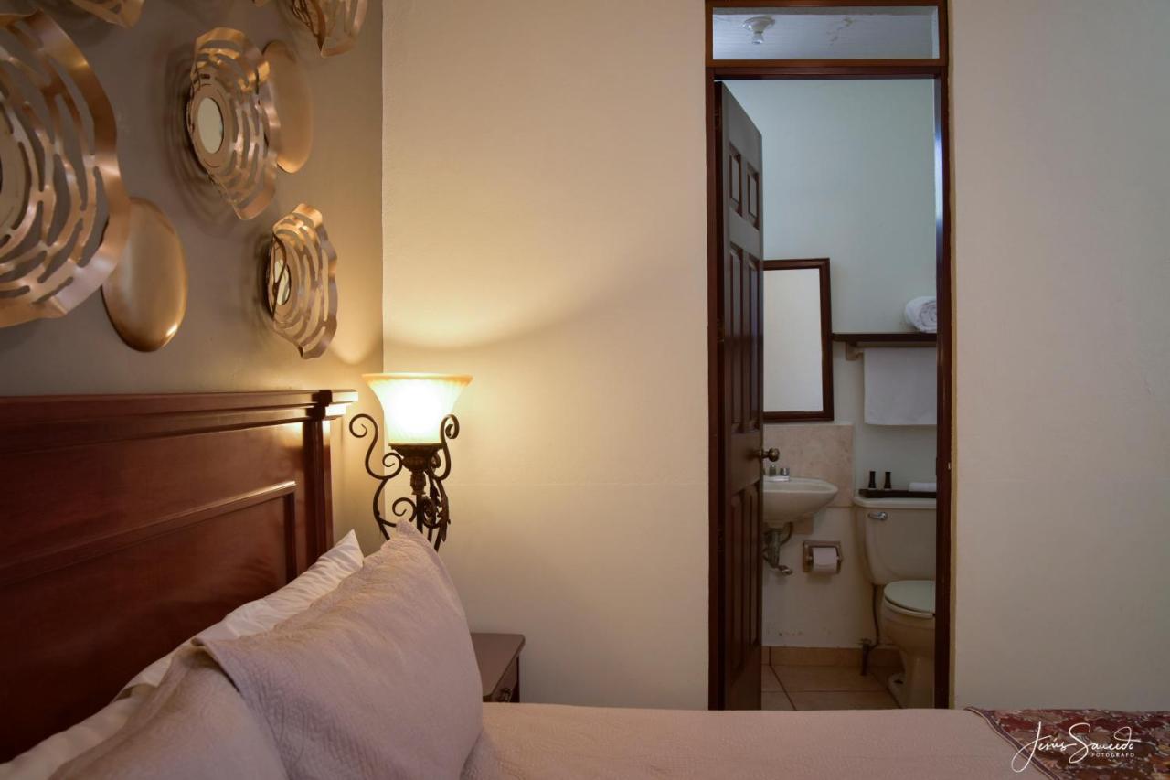 Del Centro Hotel Bernal Zewnętrze zdjęcie